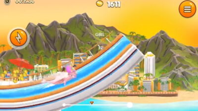 업힐러쉬 11에서 워터 미끄럼틀을 타고 있는 장면